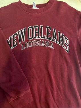 H&M Maroon Crewneck Sweatshirt